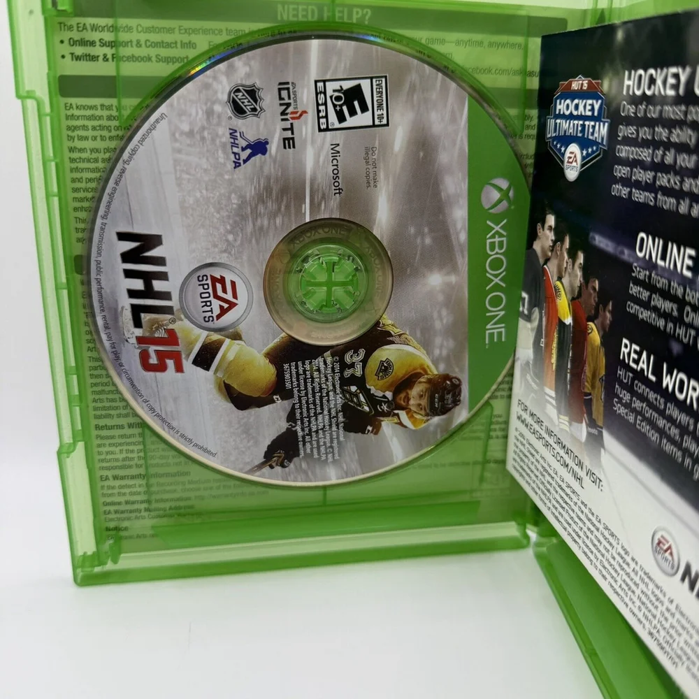 NHL15 Xbox One Tested And Working.‎ No Manual